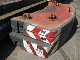 Krupp KMK 5110 counterweight