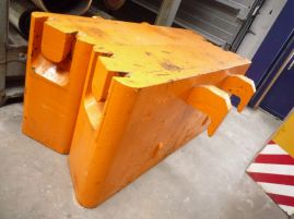 Krupp KMK 5160 counterweight
